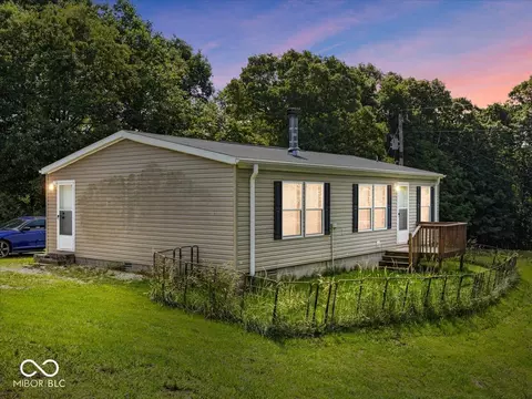 19230 Stacy Rd, Metamora, IN 47030