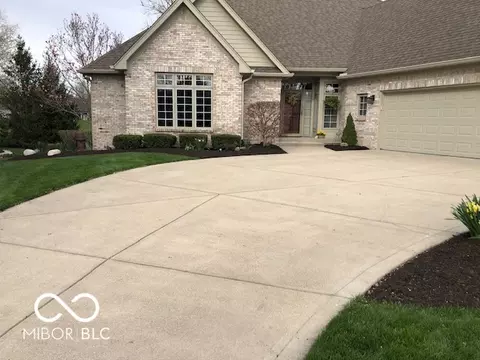 5948 Mckinges Cir, Carmel, IN 46033