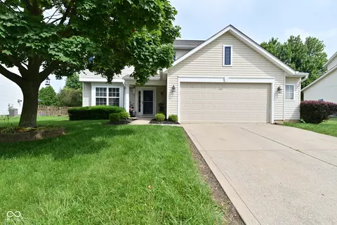 5456 Reston Dr, Plainfield, IN 46168