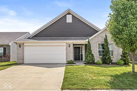 5409 Brandywine Dr, Whitestown, IN 46075