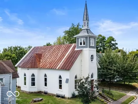 209 E Church St, Lynn, IN 47355