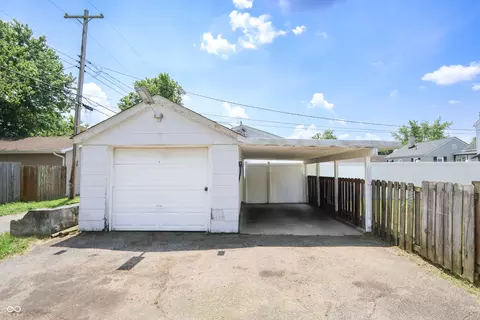 Exterior - 2309 Maple St, Columbus, IN 47201 photo 10 of 10