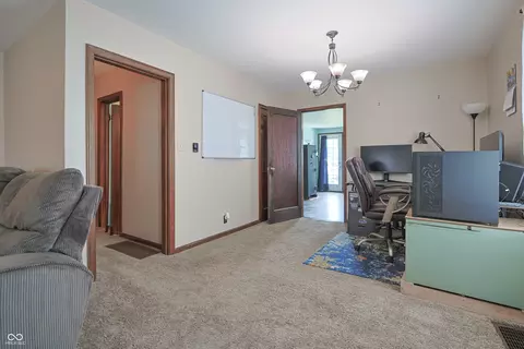 Entry Way - 2309 Maple St, Columbus, IN 47201 photo 2 of 3