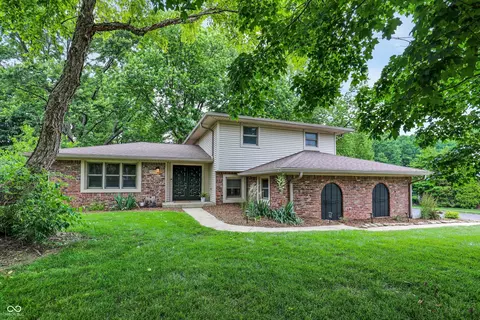 4570 Moccosin Pl, Greenwood, IN 46142