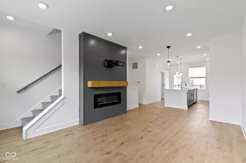 Living - 751 Switchyard Pl, Indianapolis, IN 46202 photo 5 of 11