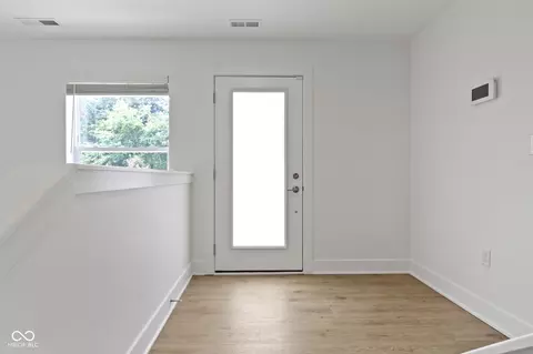 Entry Way - 751 Switchyard Pl, Indianapolis, IN 46202 photo 1 of 8