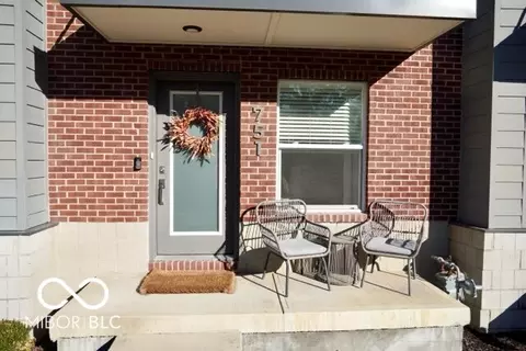 Exterior - 751 Switchyard Pl, Indianapolis, IN 46202 photo 7 of 9