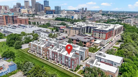View/Area - 751 Switchyard Pl, Indianapolis, IN 46202 photo 2 of 7