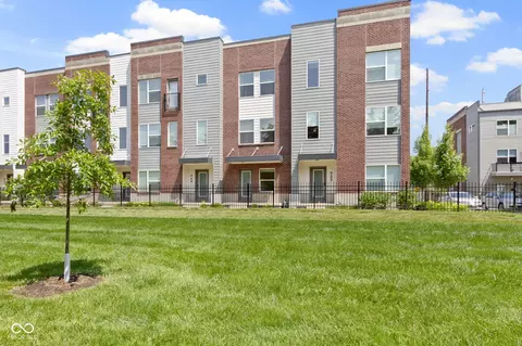 Exterior - 751 Switchyard Pl, Indianapolis, IN 46202 photo 1 of 9