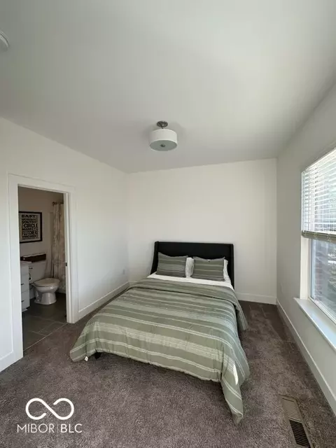 Bedroom - 751 Switchyard Pl, Indianapolis, IN 46202 photo 5 of 6