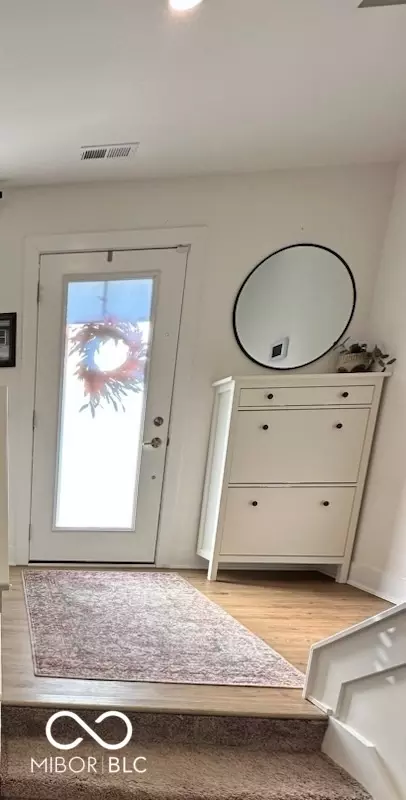 Entry Way - 751 Switchyard Pl, Indianapolis, IN 46202 photo 7 of 8