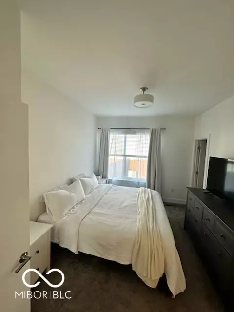 Bedroom - 751 Switchyard Pl, Indianapolis, IN 46202 photo 6 of 6