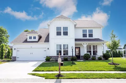 4992 Fennel Dr, Pittsboro, IN 46167