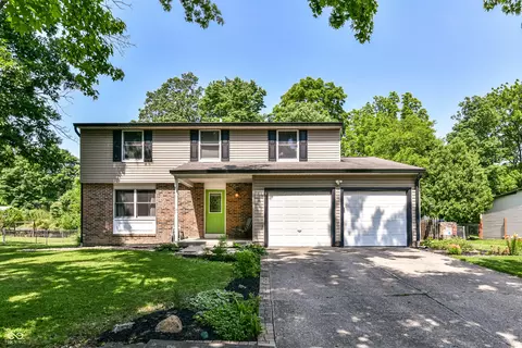 9402 Thornwood Dr, Indianapolis, IN 46250