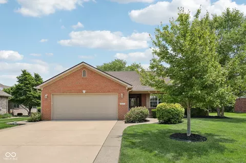3571 S Cedar Creek Ln, New Palestine, IN 46163