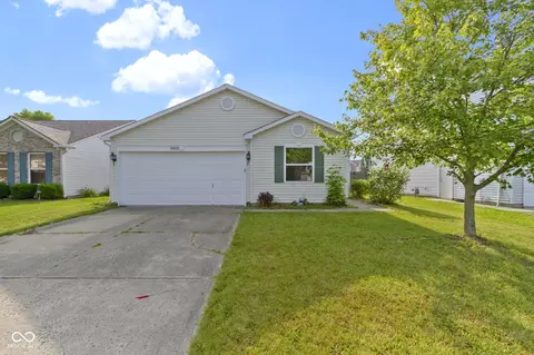 3423 Summer Breeze Cir, Indianapolis, IN 46239