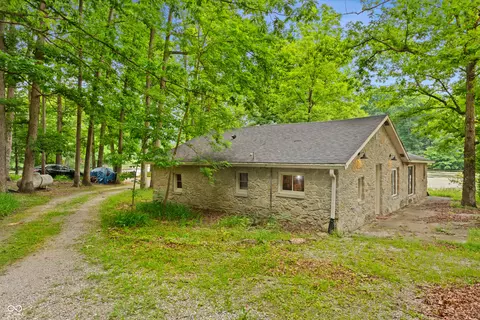 4418 North Dr, Quincy, IN 47456