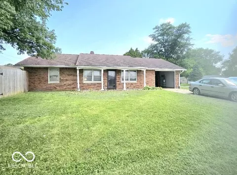 731 Sunset Blvd, Greenwood, IN 46142