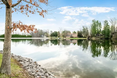1927 E Derby Ct, Martinsville, IN 46151