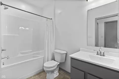 Bath - 210 Lynnette Way, Cumberland, IN 46229 photo 1 of 5