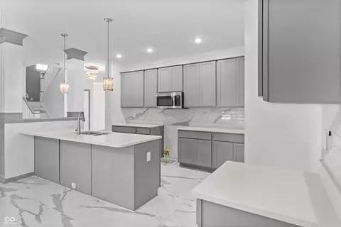 Kitchen - 210 Lynnette Way, Cumberland, IN 46229 photo 1 of 4