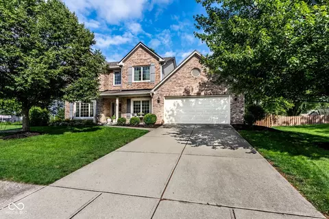 9740 Logan Ln, Fishers, IN 46037