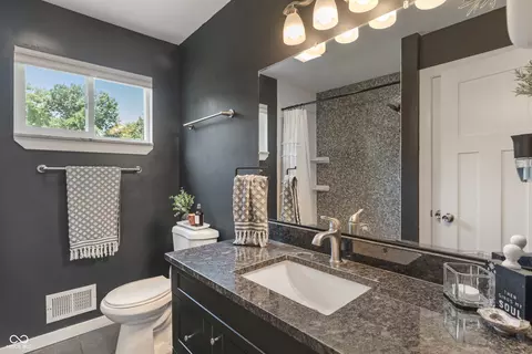 Bath - 4350 Sylvan Rd, Indianapolis, IN 46228 photo 3 of 4