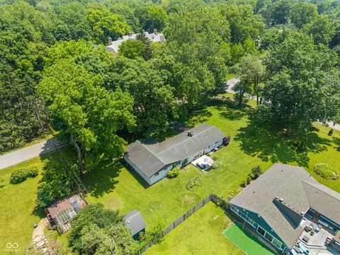 View/Area - 4350 Sylvan Rd, Indianapolis, IN 46228 photo 3 of 5