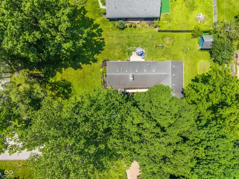 View/Area - 4350 Sylvan Rd, Indianapolis, IN 46228 photo 2 of 5