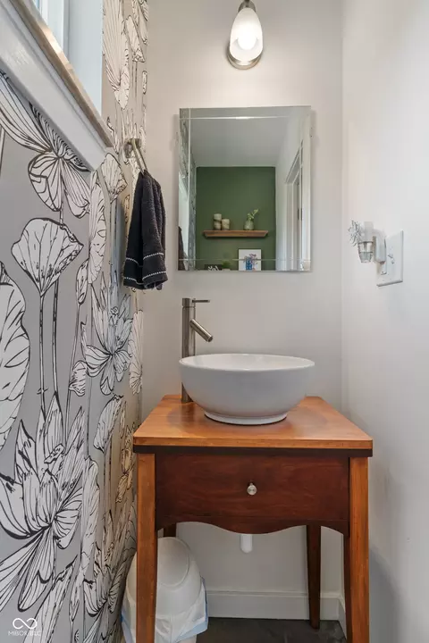 Bath - 4350 Sylvan Rd, Indianapolis, IN 46228 photo 1 of 4