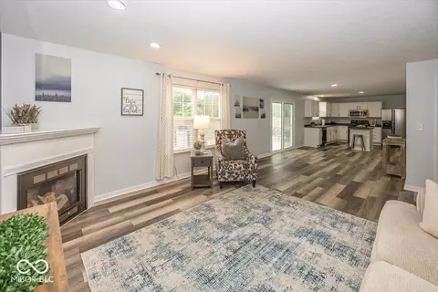 12845 Touchdown Dr, Fishers, IN 46037 photo 7