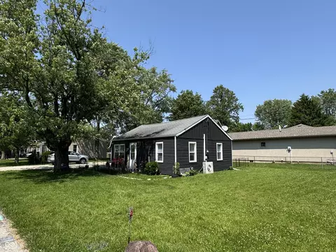 208 S Williams St, Selma, IN 47383