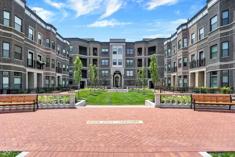 920 Veterans Way #204, Carmel, IN 46032