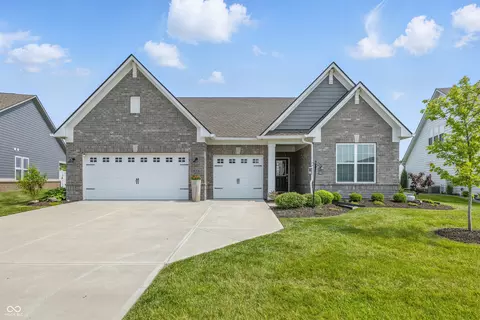 3839 Albert Ln, Bargersville, IN 46106