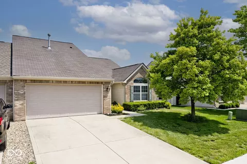 10668 Whippoorwill Ln, Indianapolis, IN 46231