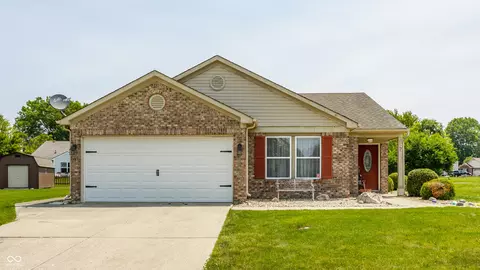 7 Pondview Ct, Brownsburg, IN 46112