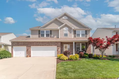 6480 E Coal Bluff Ct, Camby, IN 46113
