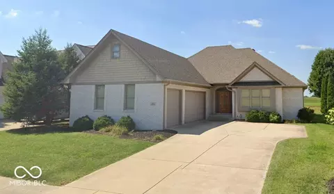 4230 Raintree Blvd, Greenwood, IN 46143