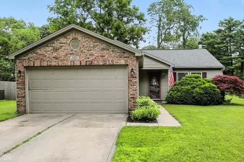 19433 Tradewinds Dr, Noblesville, IN 46062