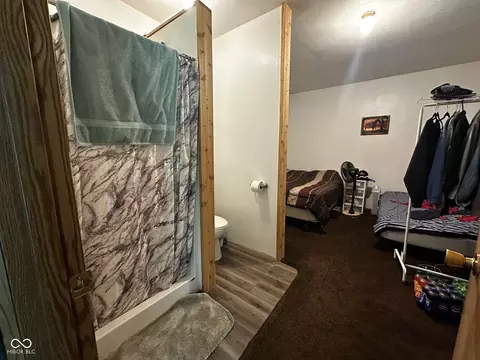 Bath - 13687 E Ivan Ct, Bloomington, IN 47403 photo 1 of 4