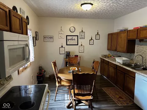 Kitchen - 13687 E Ivan Ct, Bloomington, IN 47403 photo 2 of 2