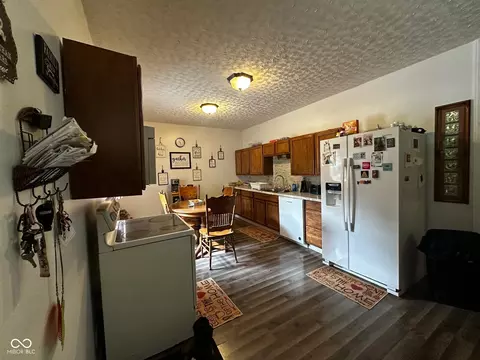 Kitchen - 13687 E Ivan Ct, Bloomington, IN 47403 photo 1 of 2