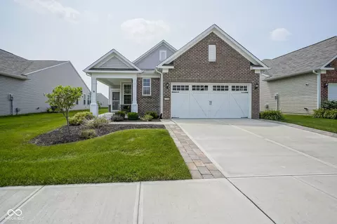 13448 Mosaic St, Fishers, IN 46037