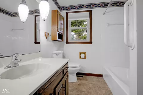 3235 Flintwood Dr, Columbus, IN 47203 photo 25