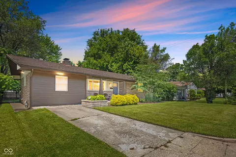 4742 Kingsley Dr, Indianapolis, IN 46205