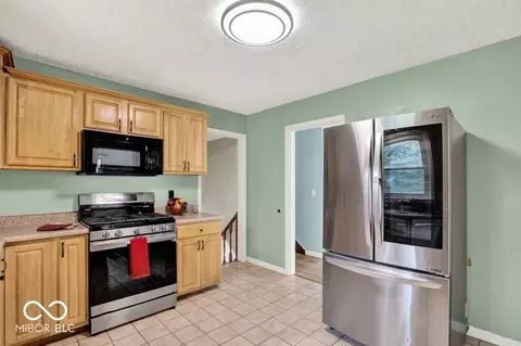 Kitchen - 3630 E Morningside Dr, Bloomington, IN 47408 photo 5 of 6