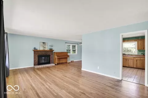 Living - 3630 E Morningside Dr, Bloomington, IN 47408 photo 2 of 4