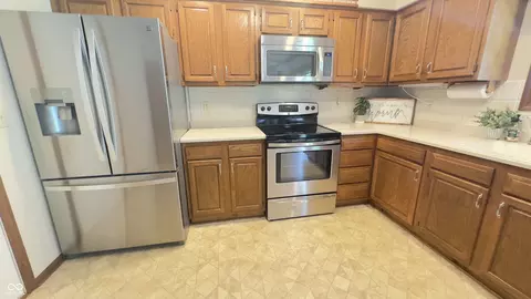 907 Corey Ln, Plainfield, IN 46168 photo 12