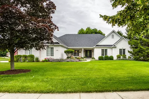 9678 Winter Way, Zionsville, IN 46077