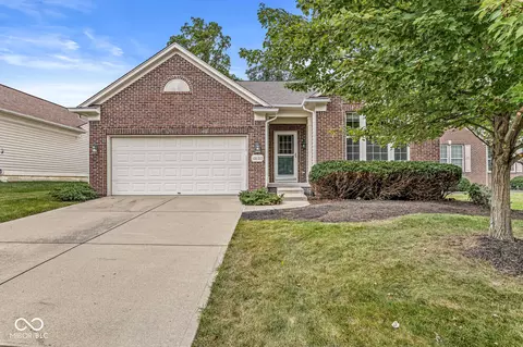 13132 Cresswell Pl, Fishers, IN 46037